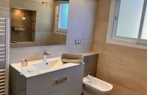 Maison conviviale à Fréjus avec piscine à débordement - Foto 29