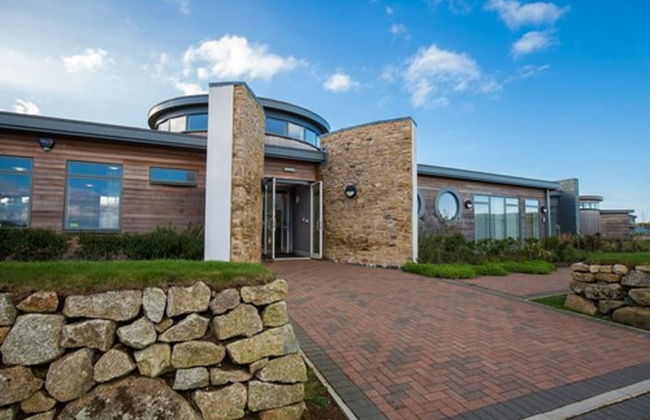 Una St. Ives - Foto 2