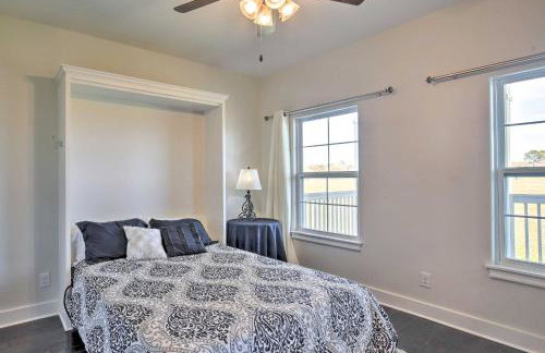 Spacious Texas Getaway with Fire Pit and Pond! - Foto 18