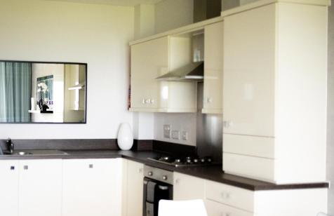 Stunning Sea Views, luxury apartment beaches & restaurants are a short walk away - Foto 6