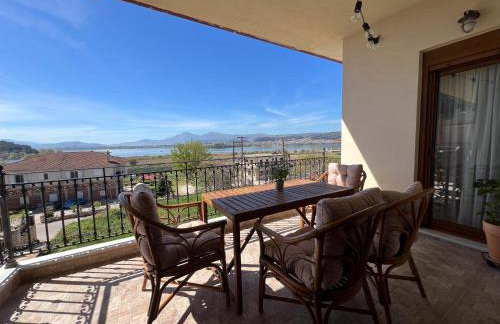 Lake House Ioannina - Photo 9