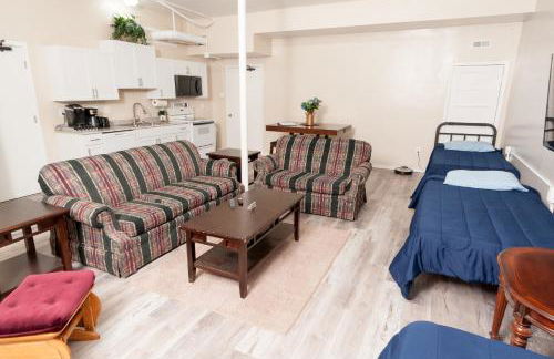 2 Bed, 1 Bath, Lower Level Loft - Foto 2