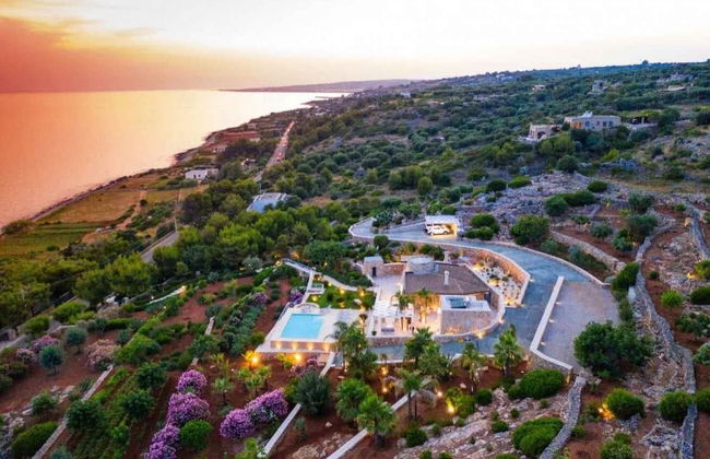 Luxury Scialandre Exclusive Pool Villa - Photo 32