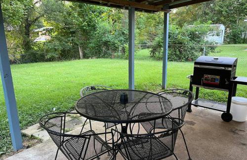 Close to Memphis NOT IN Memphis Full Kitchen - Foto 11