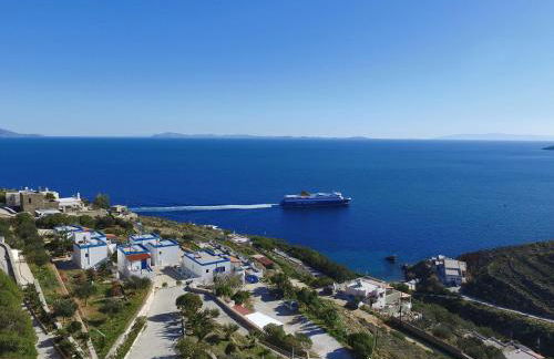 Sarris Planet - Photo 1