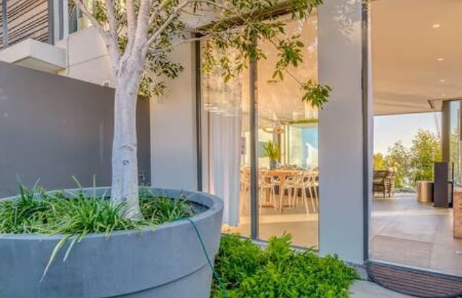 Unique Camps Bay Apartment w Private Pool Coral Sea - Foto 46