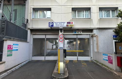 PARIS-MONTROUGE Magnifique appartement- très cosy pour 1 - 6 personnes refait à NEUF -ENTIRE APARTMENT LUXURIOUS AND WARM -Montrouge Paris 14ème - Proche Aéroport Orly Parc Expositions Porte de Versailles FREE WIFI GRATUIT - Foto 17