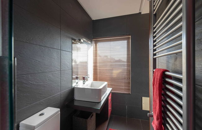 Lovely Holiday Home With Garden - Foto 18