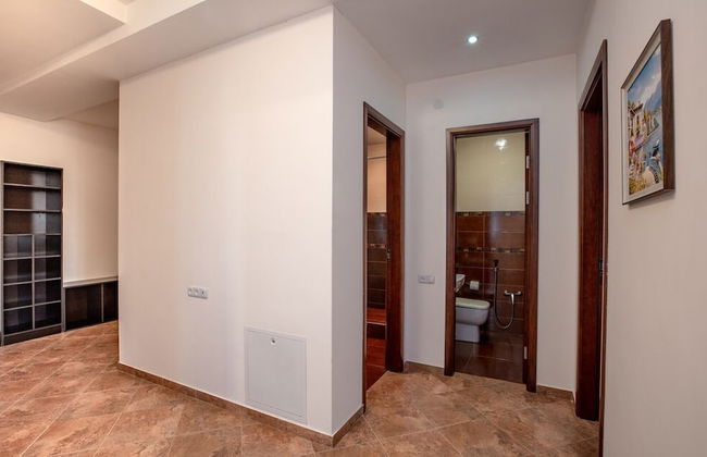 Stay Inn on Amiryan Str. 4/6 - Photo 8