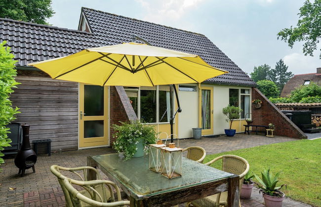 Cozy Holiday Home with Hot Tub in Lauwersoog by Lake - Foto 28