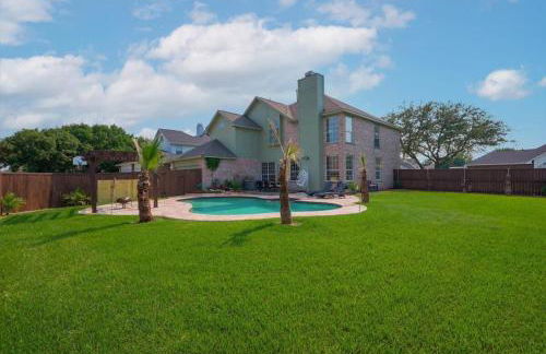 Amazing Modern Spacious Home with Pool - Foto 41