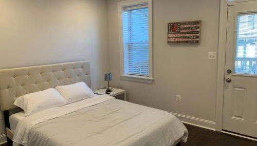 Beautiful Canton Home w/rooftop deck +Private parking - Foto 5