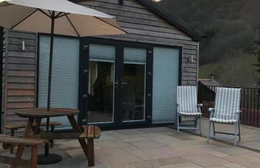 The Lodge - Photo 27