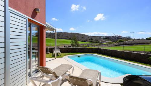 Villa in Salobre with Private Pool & Stunning View - Foto 1, sunbed