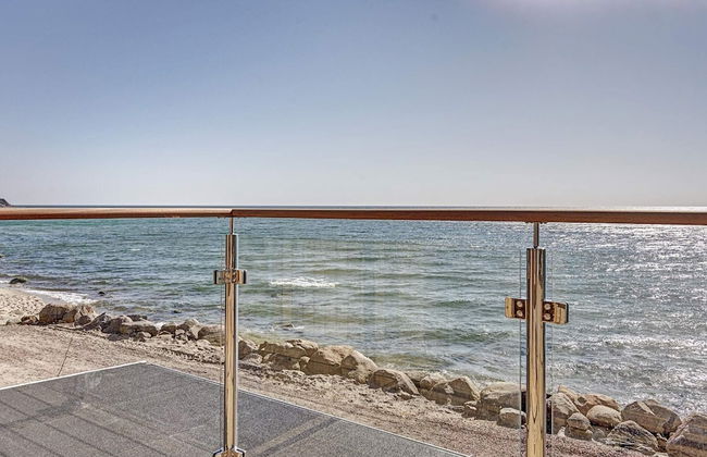 Sunlit Holiday Home in Bornholm near Sea - Photo 22