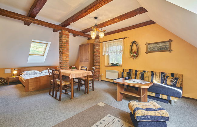 1 bedroom Apartment in Stárkov with swimming pool and garden - Photo 6