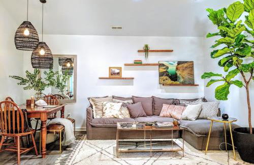 RARE Downtown Matthews walk 2 shops restauraunts hike CLT 2 Bedroom not 3br - Foto 11