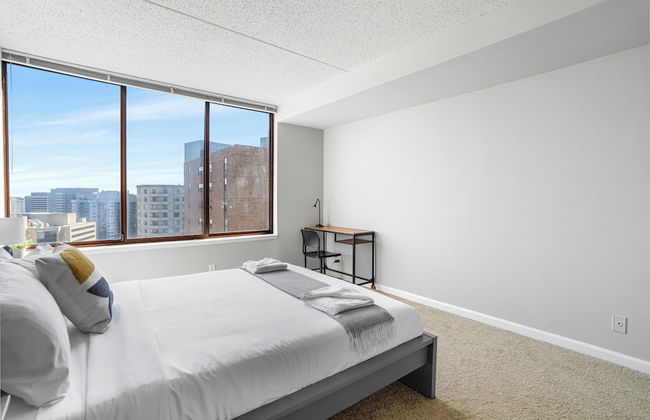 Heart of DC Area Apartments - Photo 22