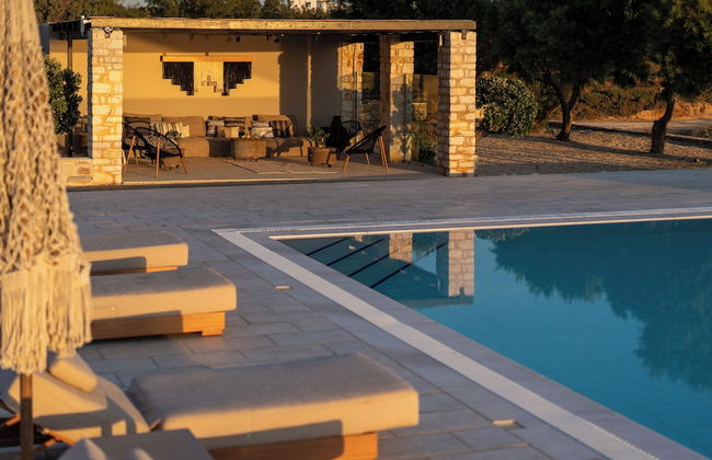 Ambassador Luxury Villas - Photo 68