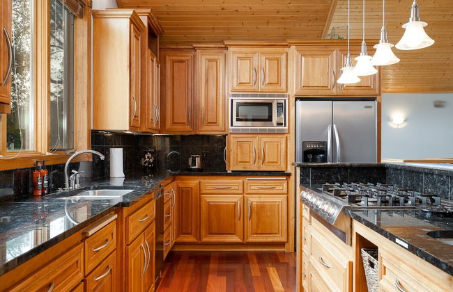 Manor on the River - Whole House - Photo 25