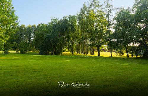 Dwór w Kiełczówce - Foto 25