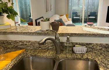 Pet-Friendly Uptown Dallas Loft with Patio & Grill - Foto 10