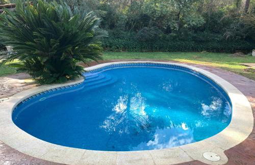 Magnífica Villa Familiar Con Piscina a 8Km Playa - Photo 4