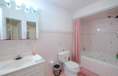 Private Bedroom with Shared Amenities mins to NYC - Foto 10