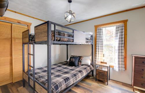 Modern-Rustic Love Cabin in Cosby Deck and Grill - Foto 11