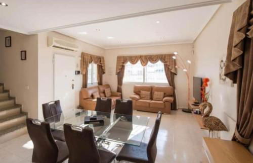 Ciudad Quesada Stunning Heated Pool Private Luxury Villa with Spa Sleeps 14 - Foto 11