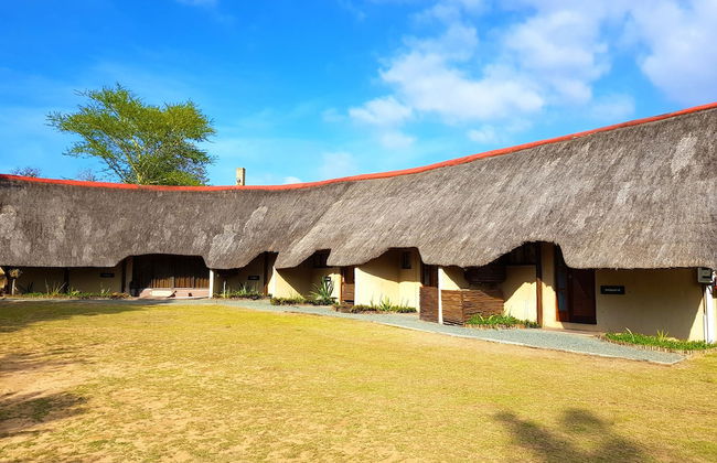 Amorello Safari Park - Photo 31