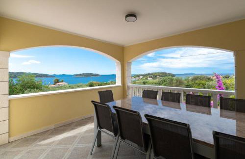 Holiday house with a swimming pool Prizba, Korcula - 199 - Photo 31