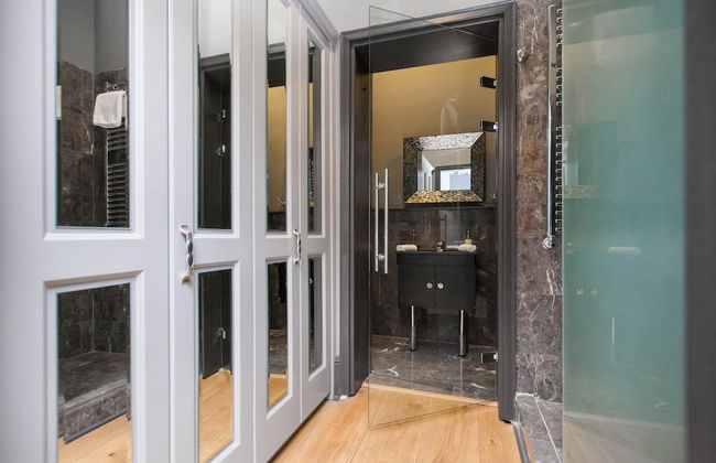 Studio w Kitchen - Photo 14