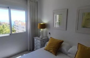 Nerja Gaviota holidays piscina y playa - Foto 23