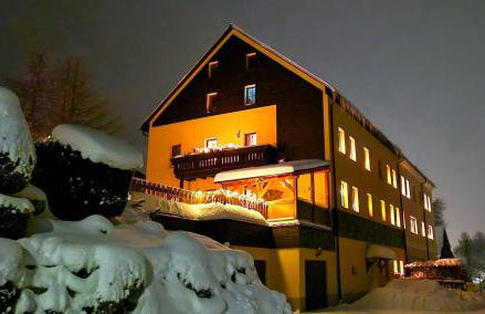 Ferienwohnung-Am-Schloessel-fuer-2-4-Personen-in-Oberwiesenthal - Foto 12