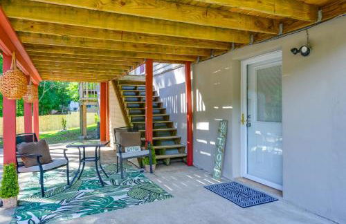 District Heights Apartment with Patio and Seating - Foto 17