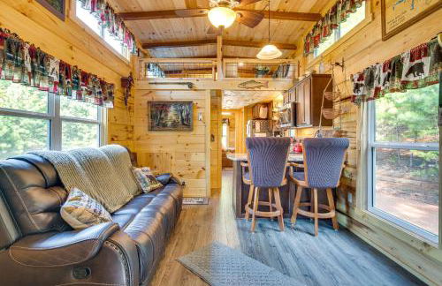 7 Mi to Lake Lure Mill Spring Cabin with Hot Tub - Foto 3