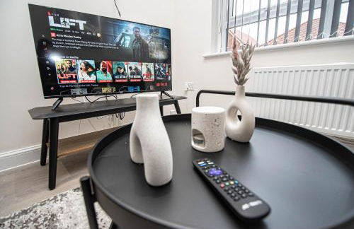 Solid Mirror Modern Riverside Home, Doncaster - Foto 9