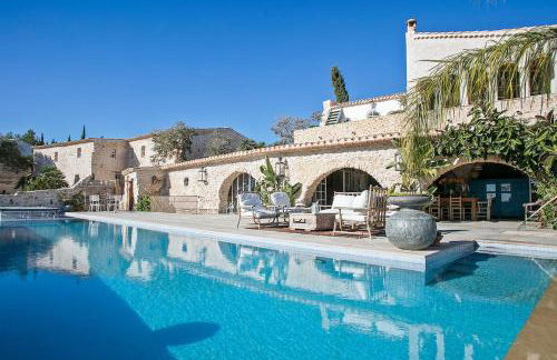 Alcazar Del Garraf - Photo 1