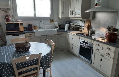 Grande maison avec piscine privée - Foto 15