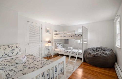 Walk to Seaside Park Stylish Updated Interior - Foto 23