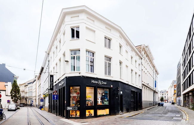 Trendy Modern Corner Studio With a View of Ghent - Foto 14