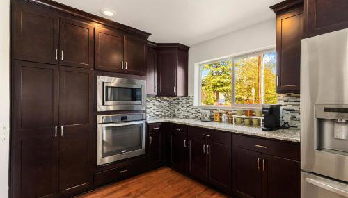 Cozy & Spacious 3BR2BA Home Near I-5 - Photo 4, toaster, minibar