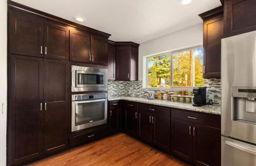 Cozy & Spacious 3BR2BA Home Near I-5 - Foto 4