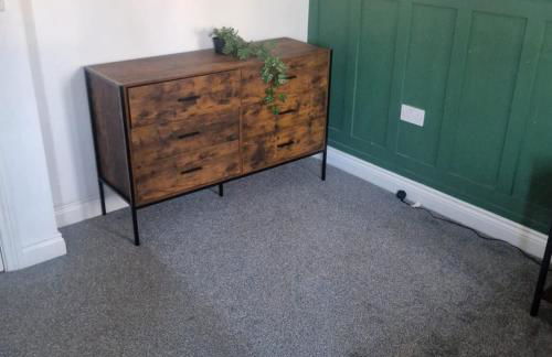 Spacious 3BR Home, 2 Bathrooms, Parking, Rushden - Foto 14