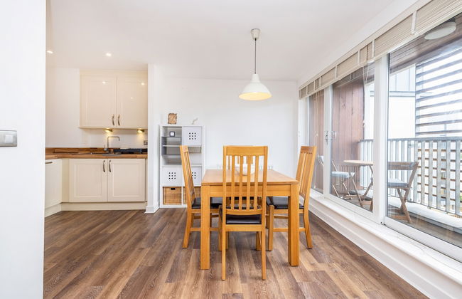 JOIVY Modern 2-Bedroom Flat Near Inverleith Park - Foto 10