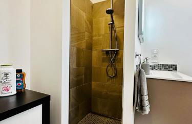 La Villa Vaihéré en Camargue, l'Hibiscus et le Magnolia - Foto 6