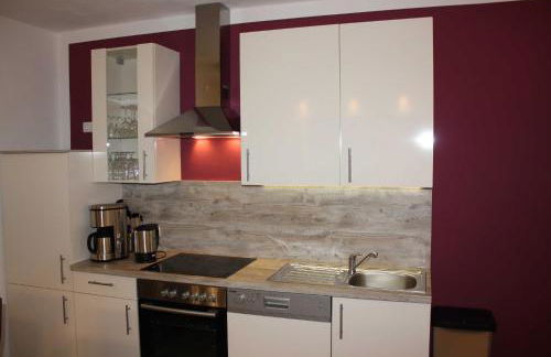 4 Sterne Ferienwohnung Schlossblick Sauna Pool Whirlpool pri - Foto 28