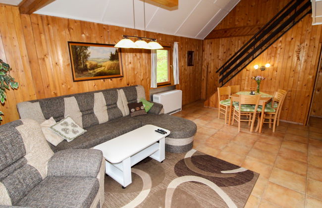 Kyjov u Krásné Lípy - Foto 8