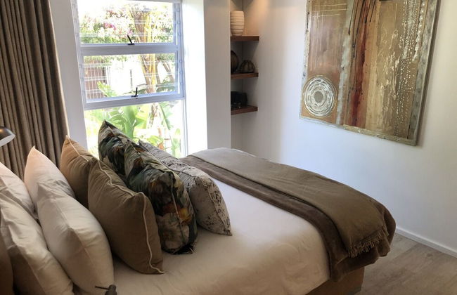 Clifton YOLO Spaces – Clifton Beachfront Penthouse - Photo 14